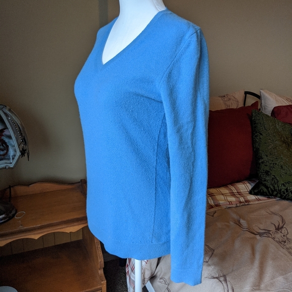 Cashmere Sweater - Picture 2 of 5